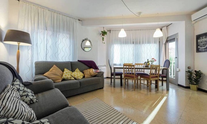 Sant Adria de Besos Apartamento | 2-121.....