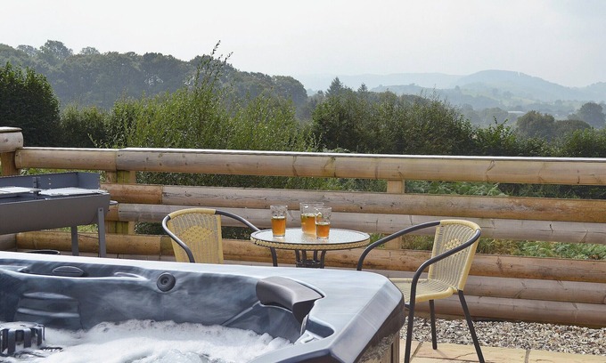 Crossgates Cabaña | Alojamiento de 3 habitaciones en Crossgates, near Llandrindod Wells