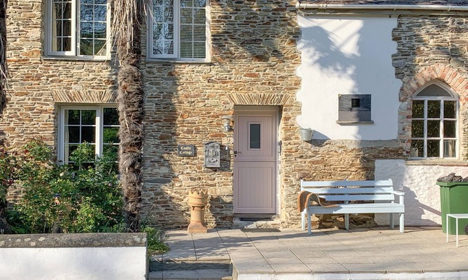 Ruan High Lanes Cabaña | 3 bedroom accommodation in Ruanlanihorne, near Truro