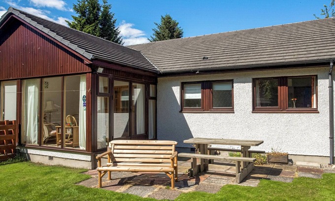 Boat of Garten Cabaña | 3 bedroom accommodation in Boat of Garten, near Aviemore