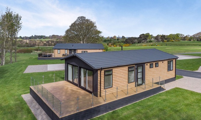 Carlisle Chalet De Esquí | 3 bedroom accommodation in Crosby-on-Eden