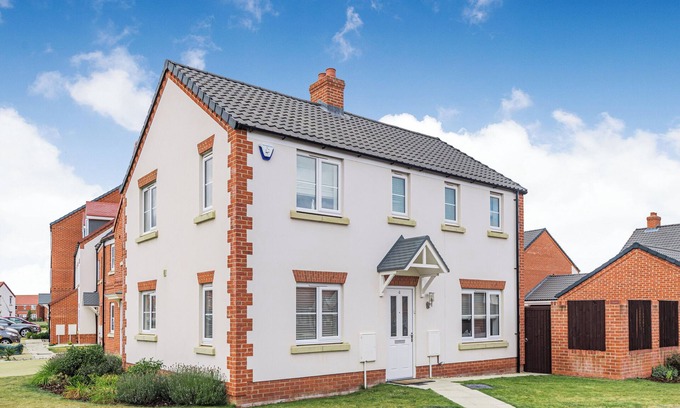 North Walsham Cabaña | Roma is ideally located for you to explore the North Norfolk coast as well as the Norfolk Broads.