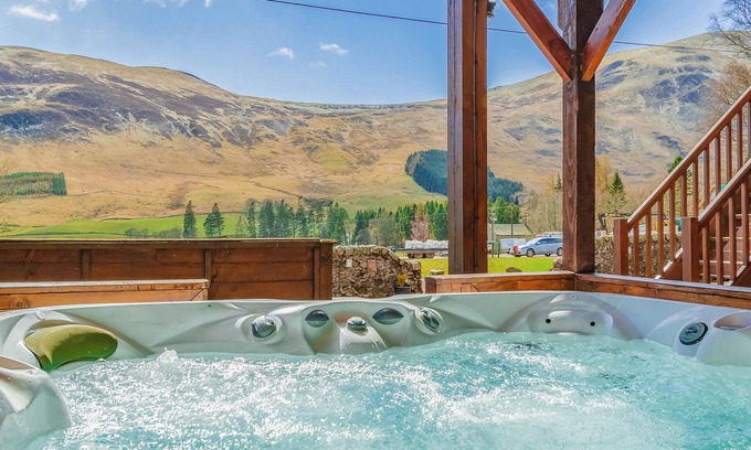 Clova Chalet De Esquí | Alojamiento de 3 habitaciones en Nr Kirriemuir