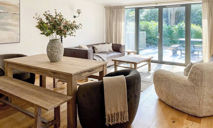 Carnon Downs Chalet De Esquí | 3 bedroom accommodation in Carnon Downs