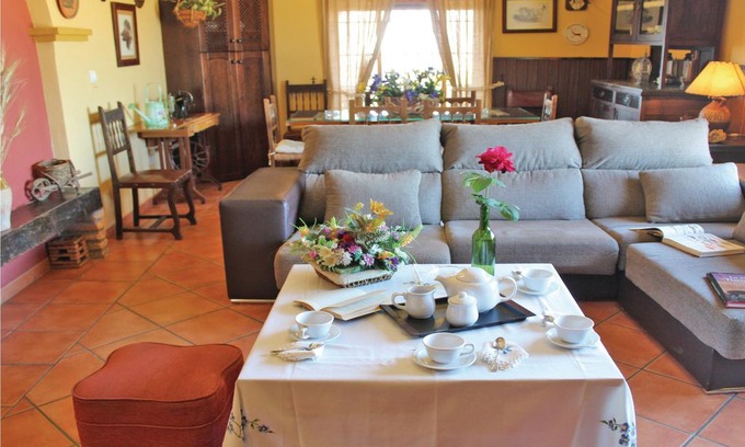 Hornachuelos Casa | 3 bedroom accommodation in Hornachuelos
