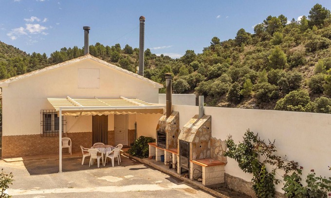 Oria Casa | 3 bedroom accommodation in El Campillo