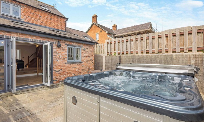 Trevor Cabaña | 3 bedroom accommodation in Trevor, near Llangollen