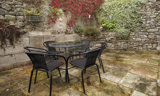 Alstonfield Cabaña | 3 bedroom accommodation in Cold Eaton, Alsop-en-le-Dale