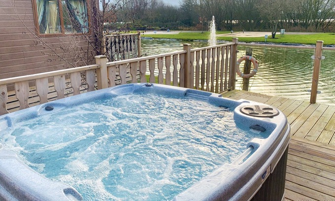 Carnforth Cabina | 3 bedroom accommodation in Carnforth