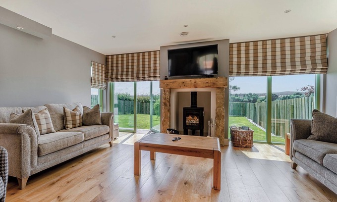 Linlithgow Cabaña | Alojamiento de 3 habitaciones en Linlithgow, near Edinburgh