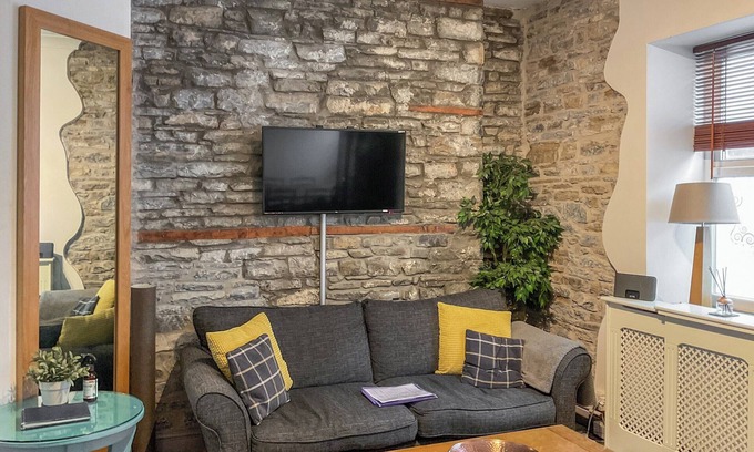 Pentrefelin Cabaña | 3 bedroom accommodation in Llandeilo