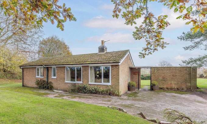 Ashbourne Cabaña | Alojamiento de 3 habitaciones en Shirley, Ashbourne