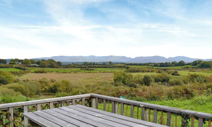 Pentraeth Cabaña | Alojamiento de 3 habitaciones en Llanbedrgoch, near Benllech