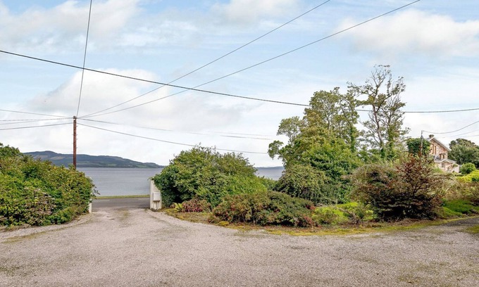 Rothesay Cabaña | 3 bedroom accommodation in Ascog, Isle of Bute