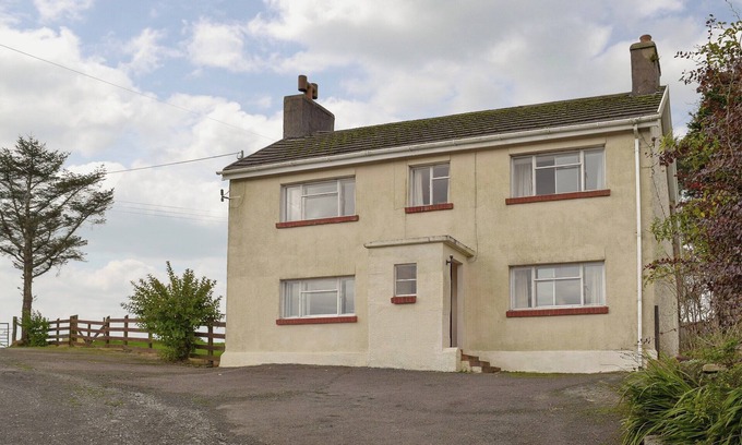 Pont Yates Cabaña | Alojamiento de 3 habitaciones en Cynheidre, cerca de Llanelli