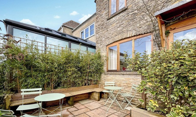 Tetbury Cabaña | 3 bedroom accommodation in Tetbury