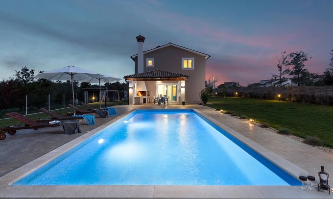 Grzini Casa | Alojamiento de 3 habitaciones en Zminj