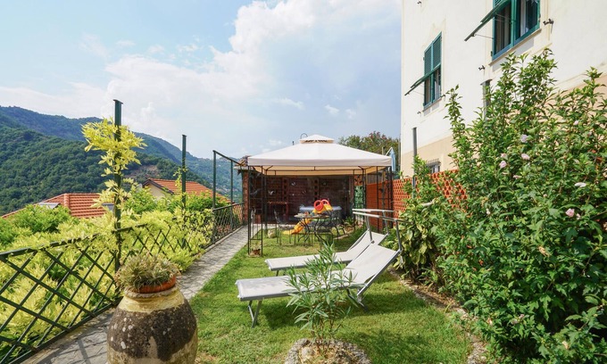 Avegno Apartamento | 3 bedroom amazing apartment in Avegno