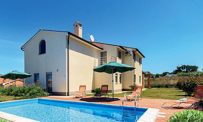 Banjole Casa | Hermosa casa en Pula con WiFi