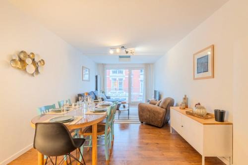 La Madeleine Apartamento | 3 bedroom apartment with parking & balconies