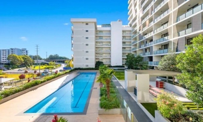 Homebush Apartamento | 3 bedroom apartment in Homebush Entire rental unit in Homebush with an open view