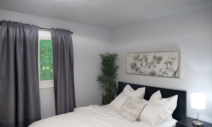 Amherstview Apartamento | 3-bedroom apartment in Kingston