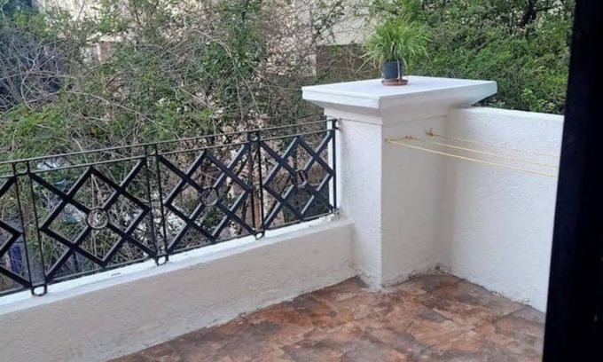 Meera Nagar Apartamento | 3-bedroom apartment in excellent locality in Koregaon Park, Pune