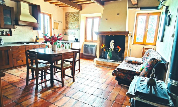 Monterosso Apartamento | 3-bedroom apartment in lovely Felcine with WiFi