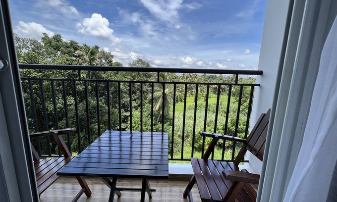 Kochi Apartamento | 3 Bedroom Apartment with Pool in Kochi - 5 mnt from Lulumall