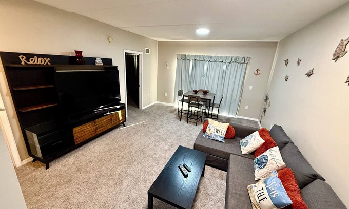 Hopkins Fitch Grant Apartamento | 3-bedroom apartment in brilliant Holly Hill with WiFi, AC