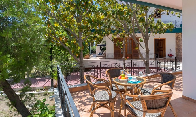 Kalavarda Apartamento | Apartamento de 3 dormitorios sin piscina con vistas al mar, Wi-Fi y aire acondicionado