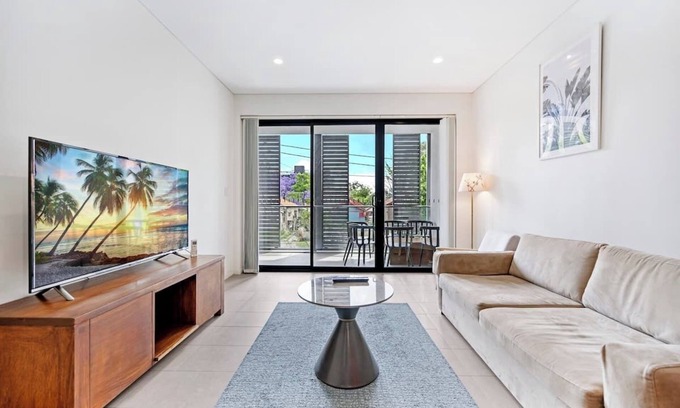 Homebush Apartamento | 3 bedroom apt close to Sydney Olympic park