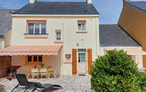 Riantec Casa | 3 Bedroom Awesome Home In Riantec