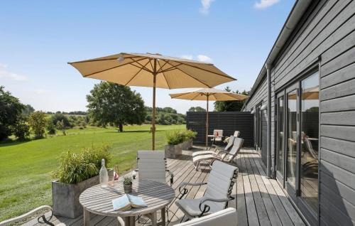 Langemark Apartamento | 3 Bedroom Beautiful Apartment In Samsø