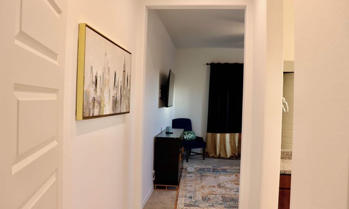 Surprise Casa | 3-bedroom building in phenomenal Surprise with WiFi, AC