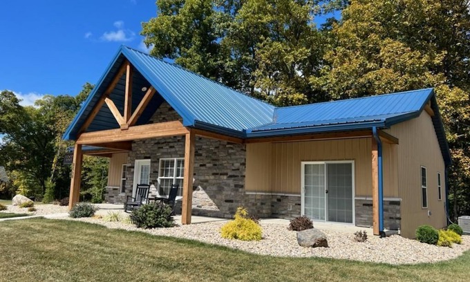 Brookville Cabina | 3-Bedroom Cabin near Brookville Lake