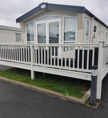 Rhyl Apartamento | 3 bedroom caravan, Rhyl, Edi Rita, Robin Hood, Pet Friendly