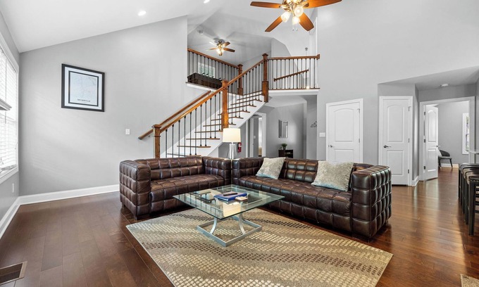 Pigeon Forge Cabaña | 3-Bedroom Chalet with Arcade and Pool Table