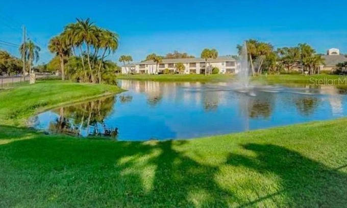Pinellas Point Condominio | 3 Bedroom Condo L-21002 by Houzlet