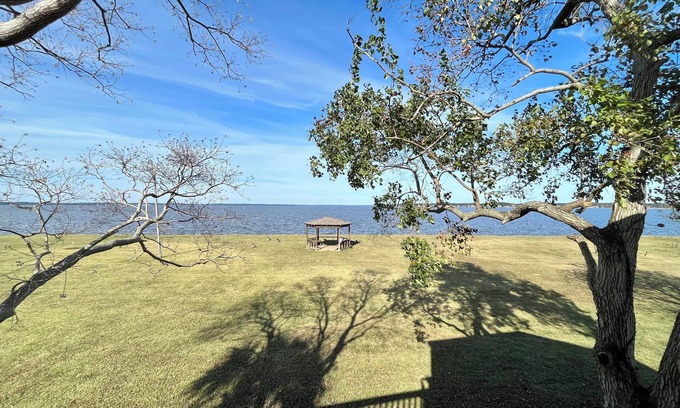 Flowood Casa | 3 Bedroom Condo With Beautiful Views of the Rez