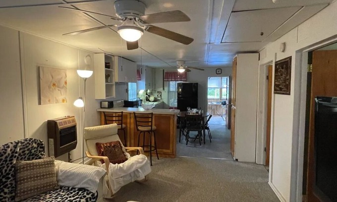 Greentown Cabaña | 3 Bedroom Cottage Inside Promised Land State Park!
