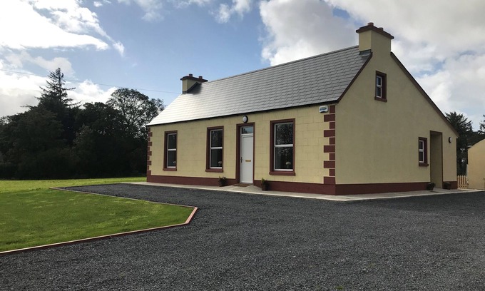 County Clare Casa | 3 bedroom cottage near Kilrush & Doonbeg
