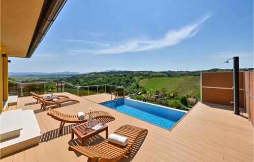 Vinica Casa | 3 Bedroom Cozy Home In Vinica