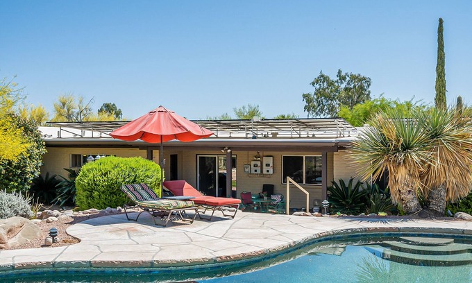 Sabino Vista Hills Casa | 3 Bedroom Desert Paradise w Deep Pool & Grill