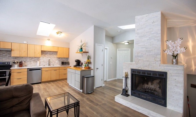 Northeast Anchorage Casa | 3 Bedroom, Family Friendly Home