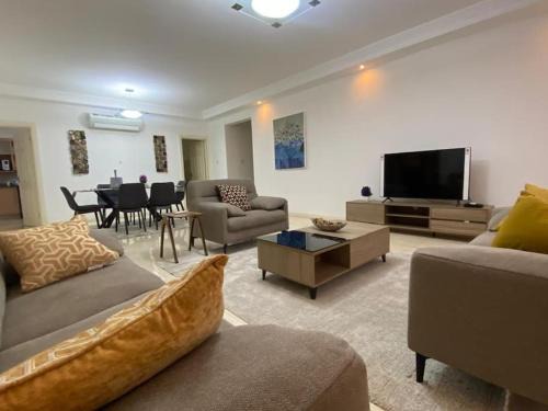 North Ridge Apartamento | 3 bedroom furnished aca four