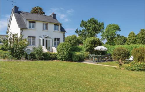 Plouaret Casa | 3 Bedroom Gorgeous Home In Plouaret