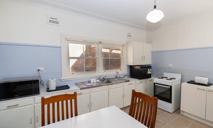 Windsor Casa | 3 Bedroom Heritage House Windsor