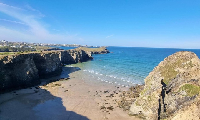 Newquay Cabina | 3-bedroom Holiday Home With Valley Views