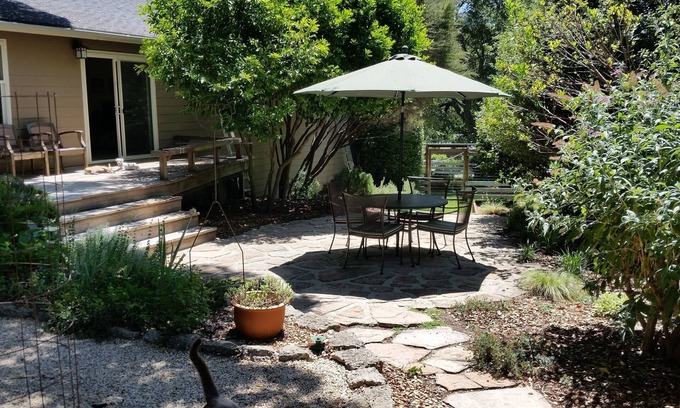 Scotts Valley Casa | 3 bedroom home, 5 miles from Santa Cruz beaches.